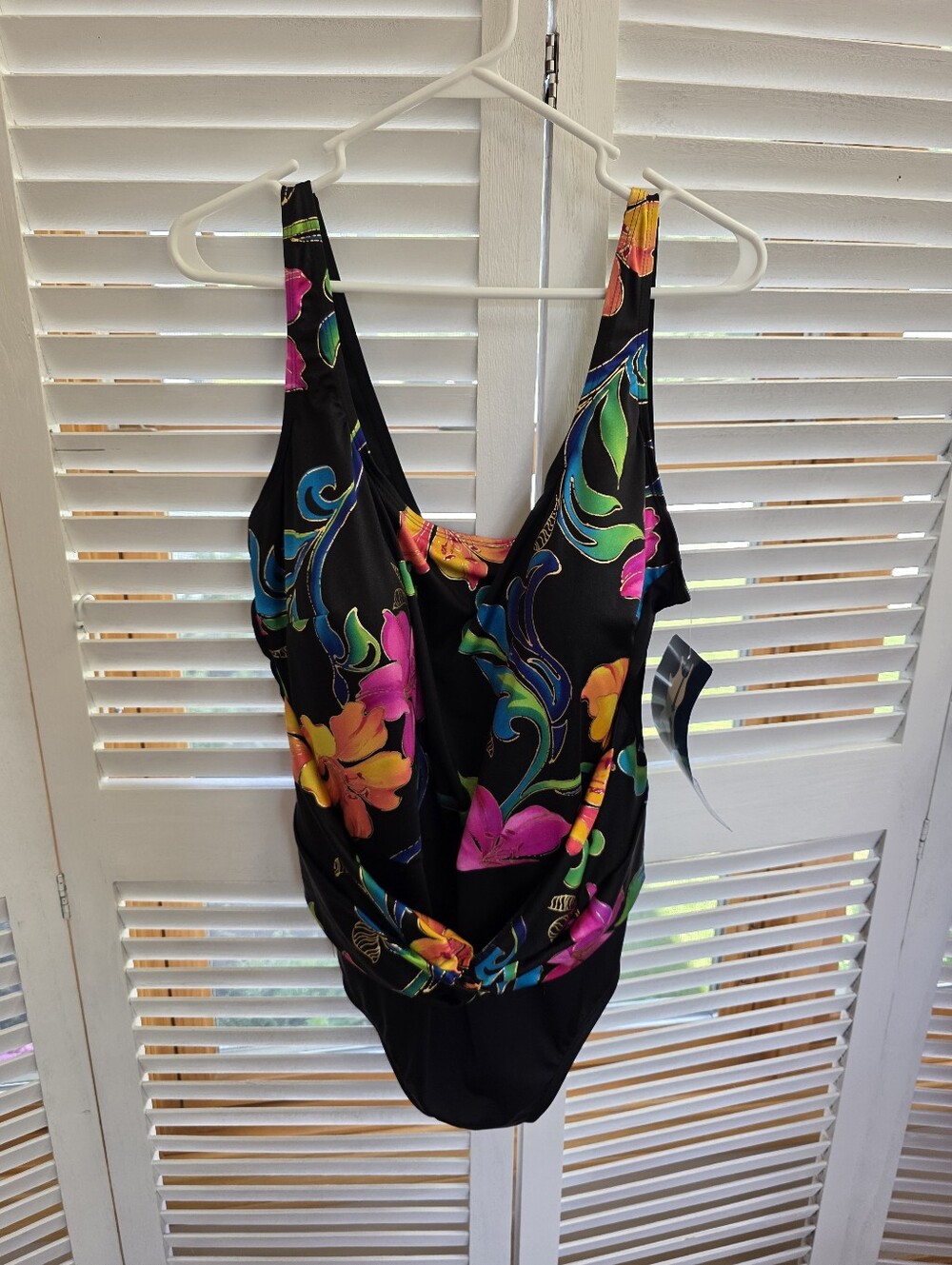 Great Lengths Women's Swimsuit Plus Size 24